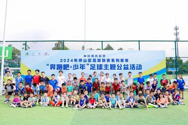 全红婵重返训练，陈芋汐在访谈中引发关注